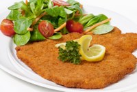 Hoe paneer en bak ik een schnitzel